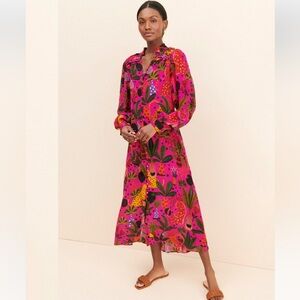 Farm Rio Size Medium Pop Leopards Chemise Dress
Farm Rio $265